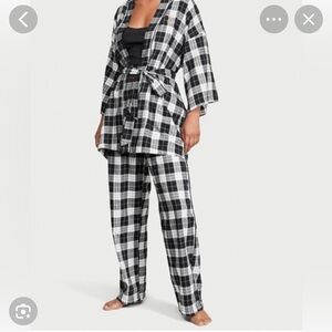 Victoria secret three piece flannel Black and White Plaid Women's Pajama Set